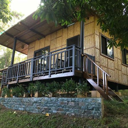 Native House With Beautiful Pool Villa Bagac Buitenkant foto