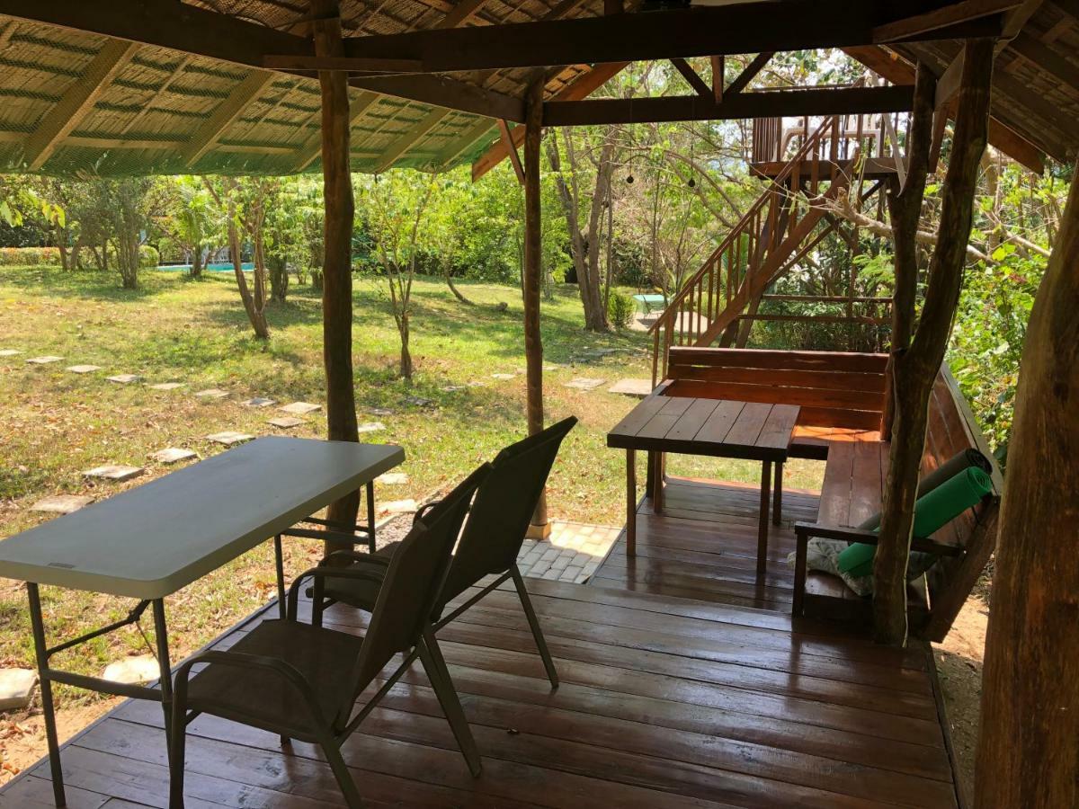 Native House With Beautiful Pool Villa Bagac Buitenkant foto